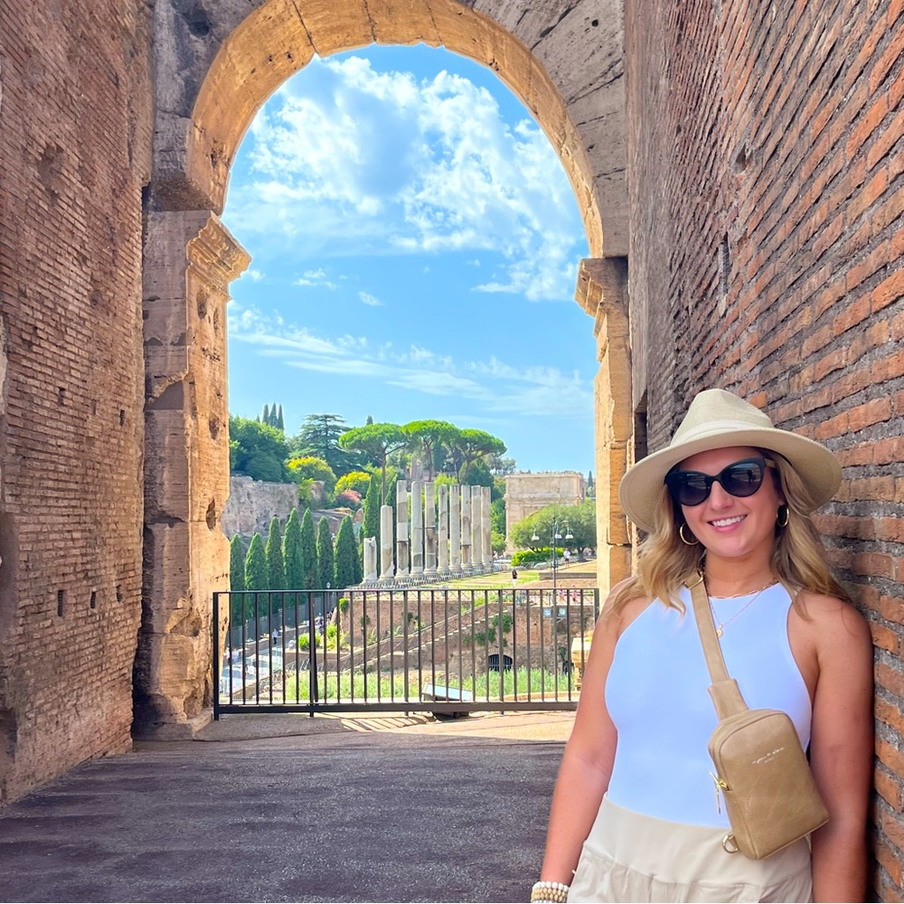 Meet your Posher, Rachel